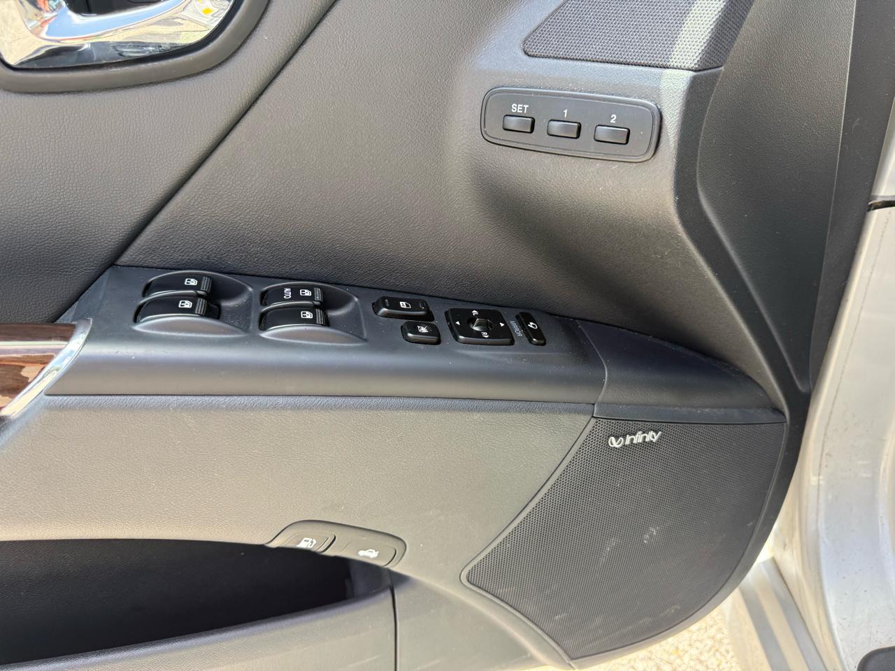 Hyundai Azera Limited 2011