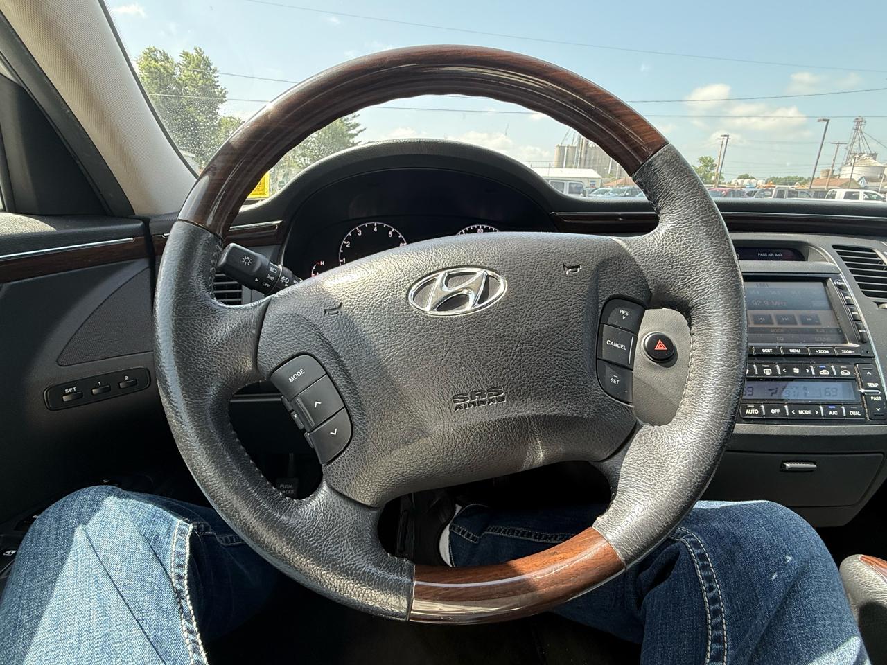 Hyundai Azera Limited 2011