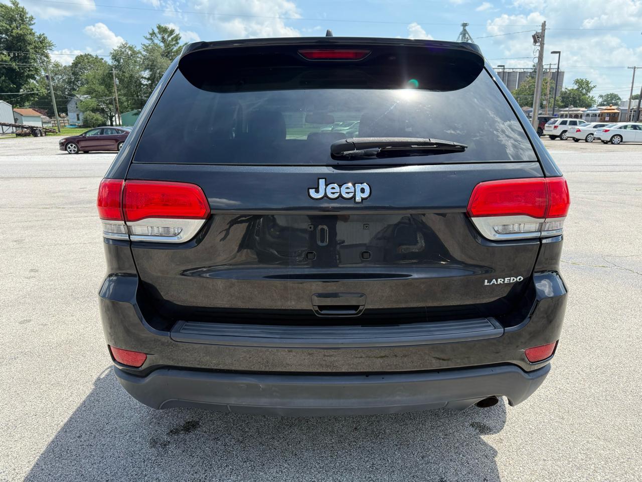 Jeep Grand Cherokee Laredo 2WD 2014