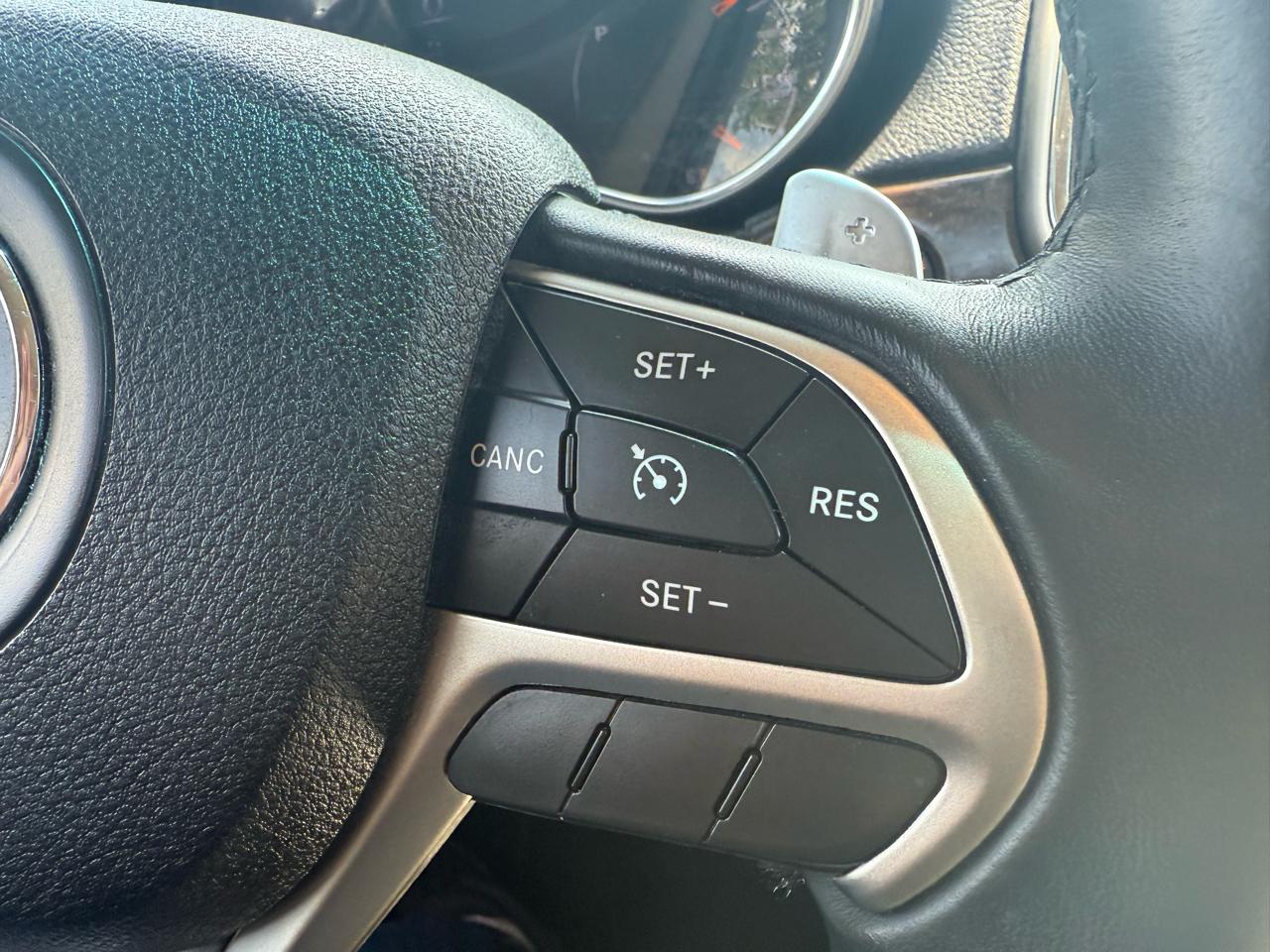 Jeep Grand Cherokee Laredo 2WD 2014