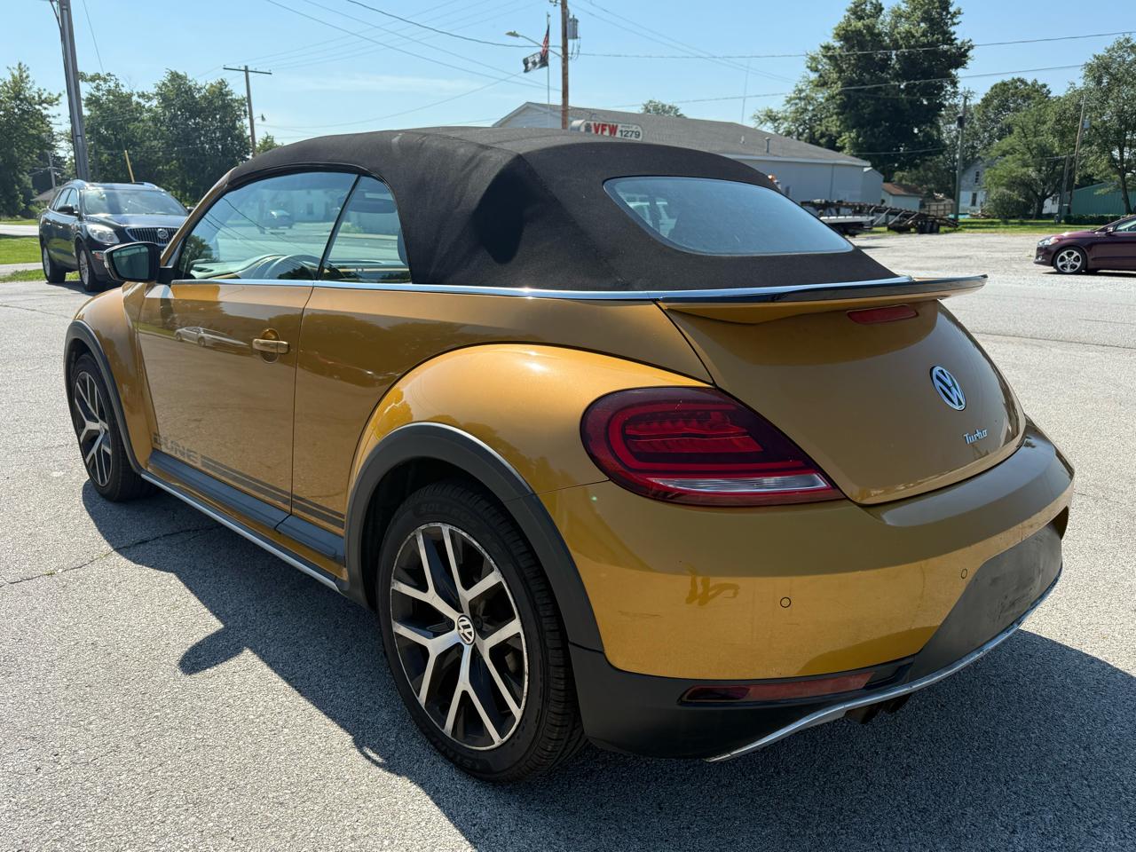 Volkswagen Beetle 1.8T Dune Convertible 2017