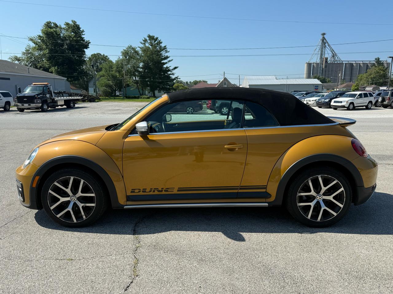 Volkswagen Beetle 1.8T Dune Convertible 2017