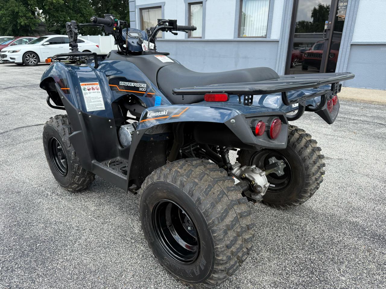 Kawasaki KVF300  2025