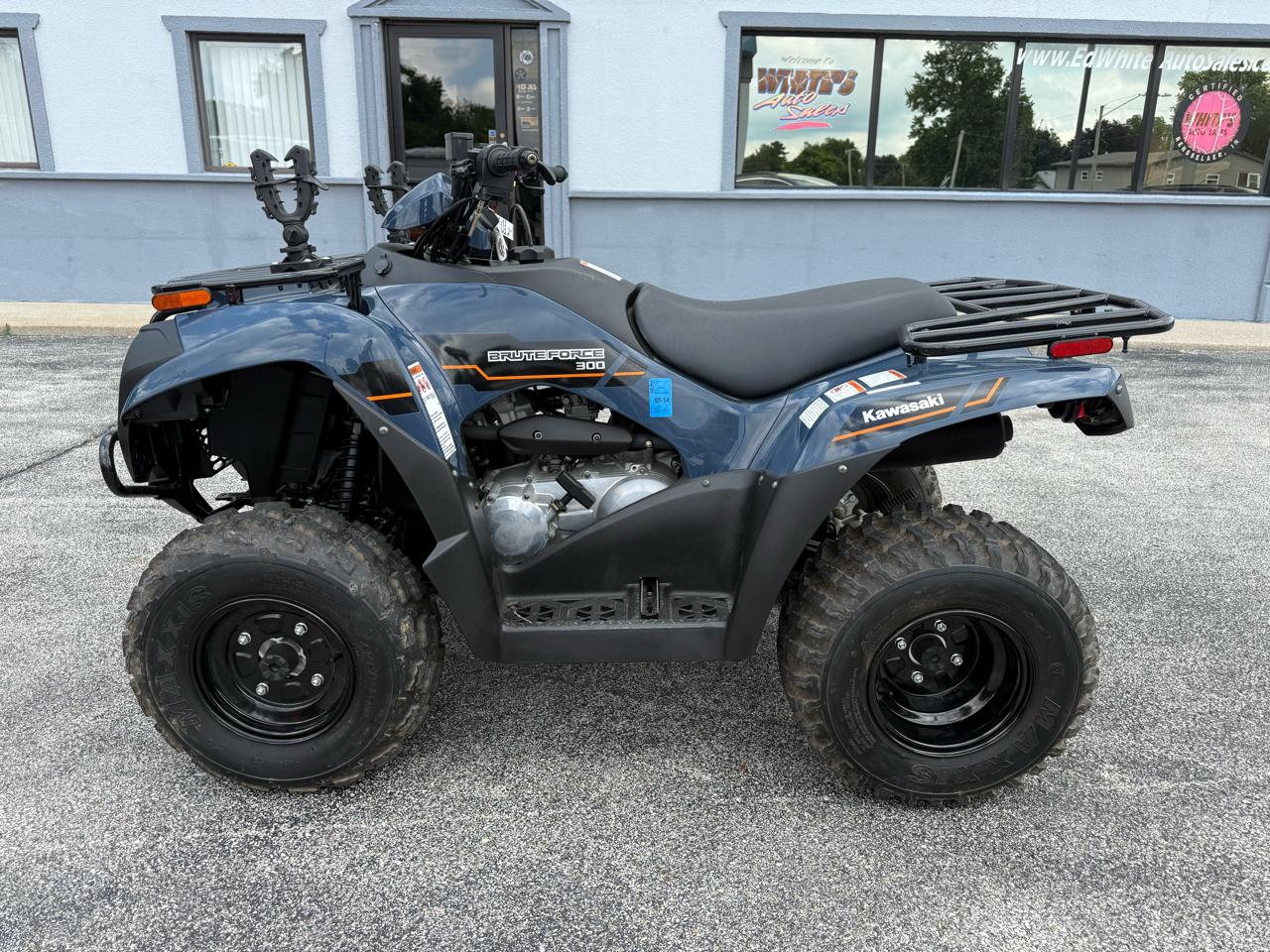 Kawasaki KVF300  2025