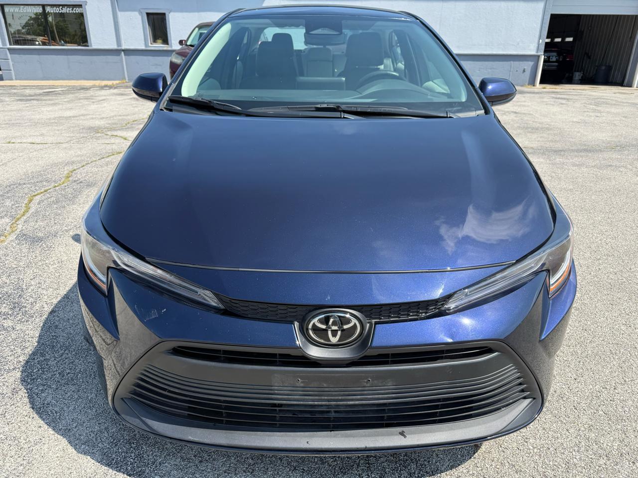 Toyota Corolla LE 2025