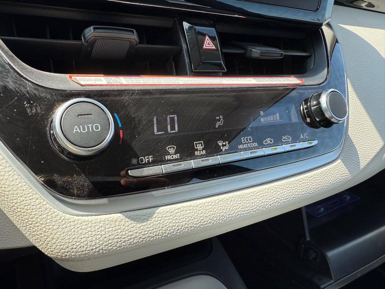Toyota Corolla LE 2025