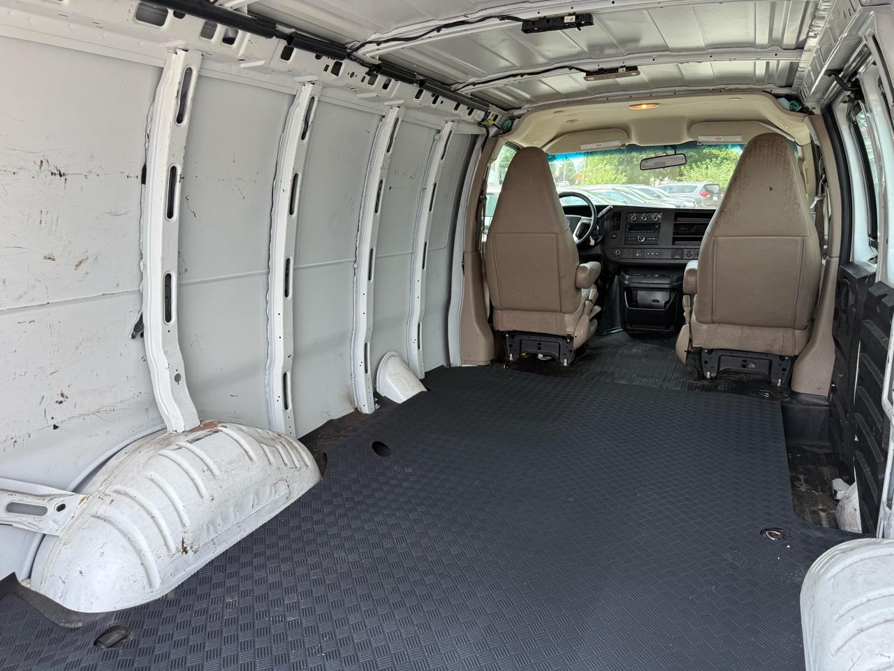 GMC Savana G2500 Cargo 2019