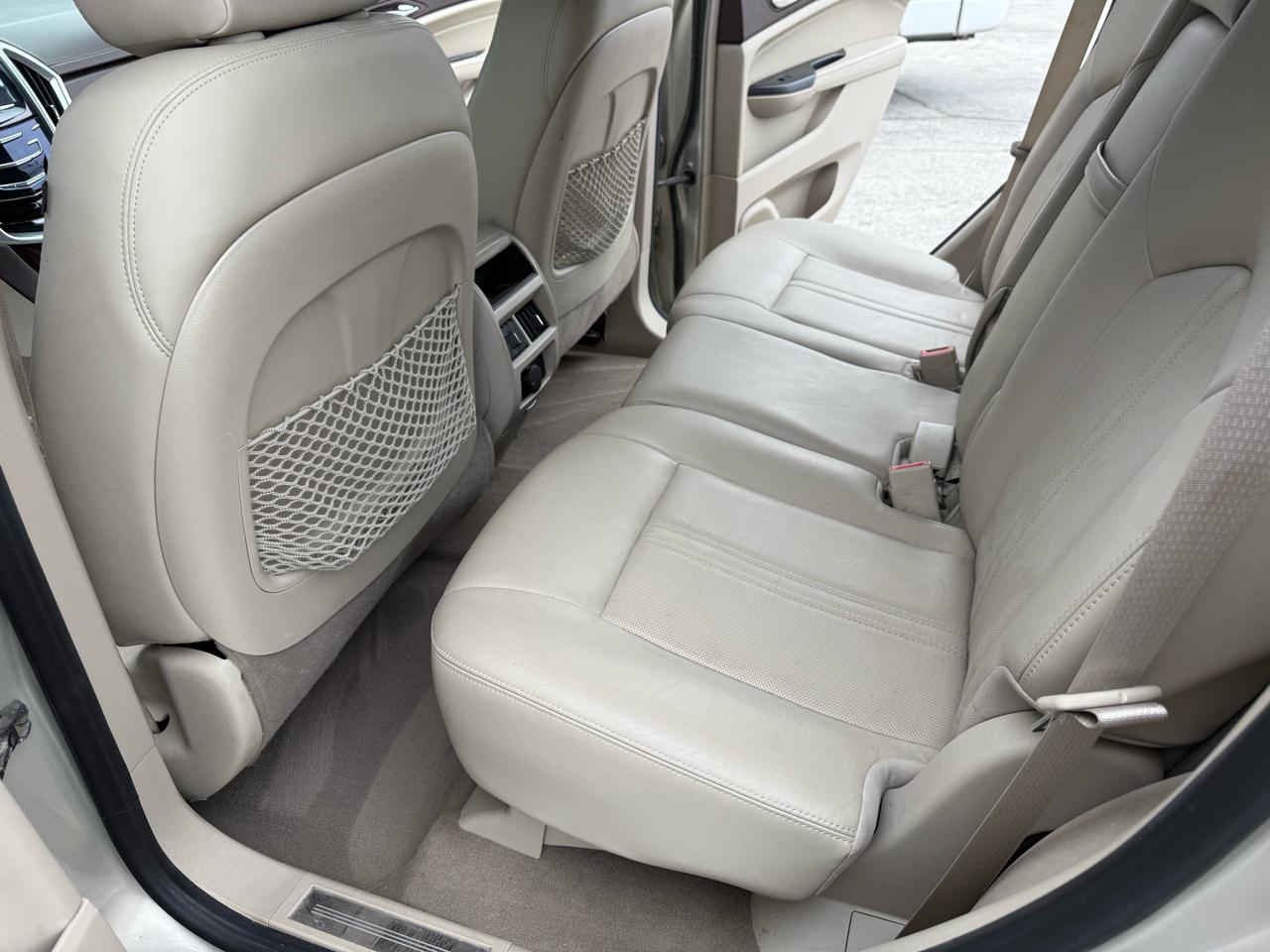 Cadillac SRX Luxury Collection 2013
