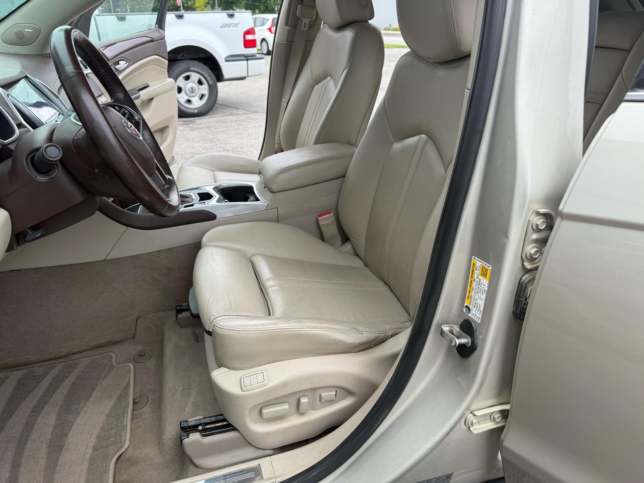 Cadillac SRX Luxury Collection 2013