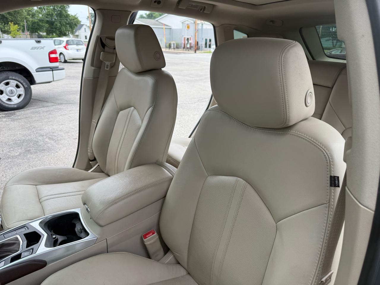 Cadillac SRX Luxury Collection 2013