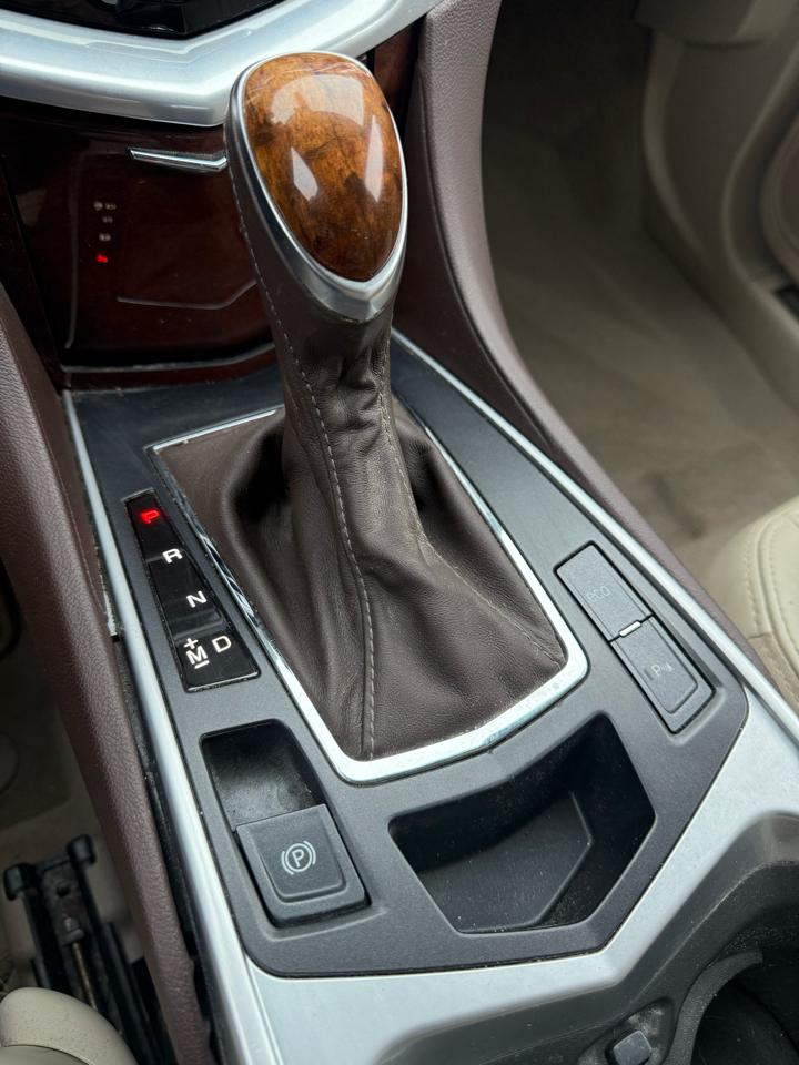 Cadillac SRX Luxury Collection 2013