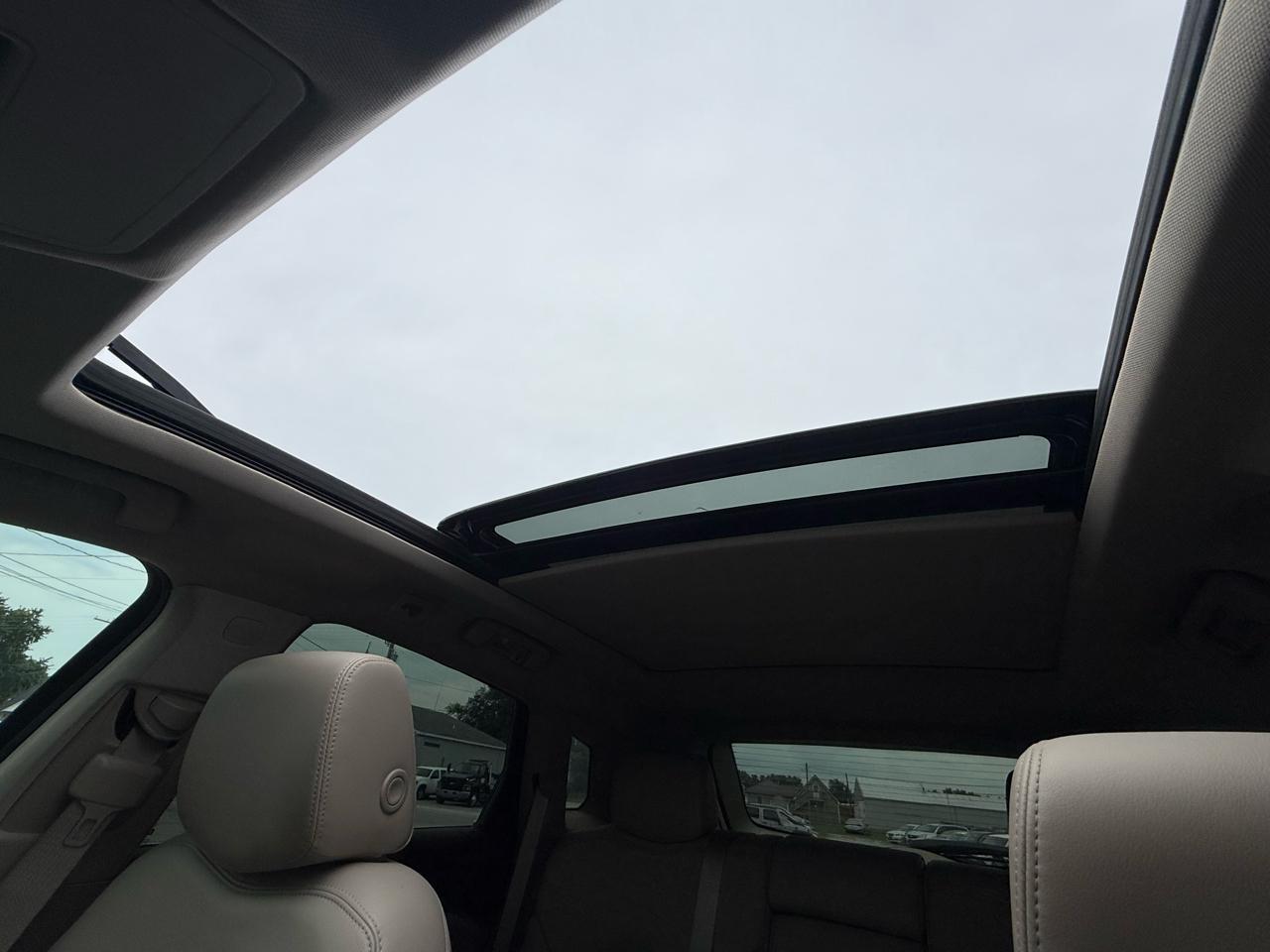 Cadillac SRX Luxury Collection 2013