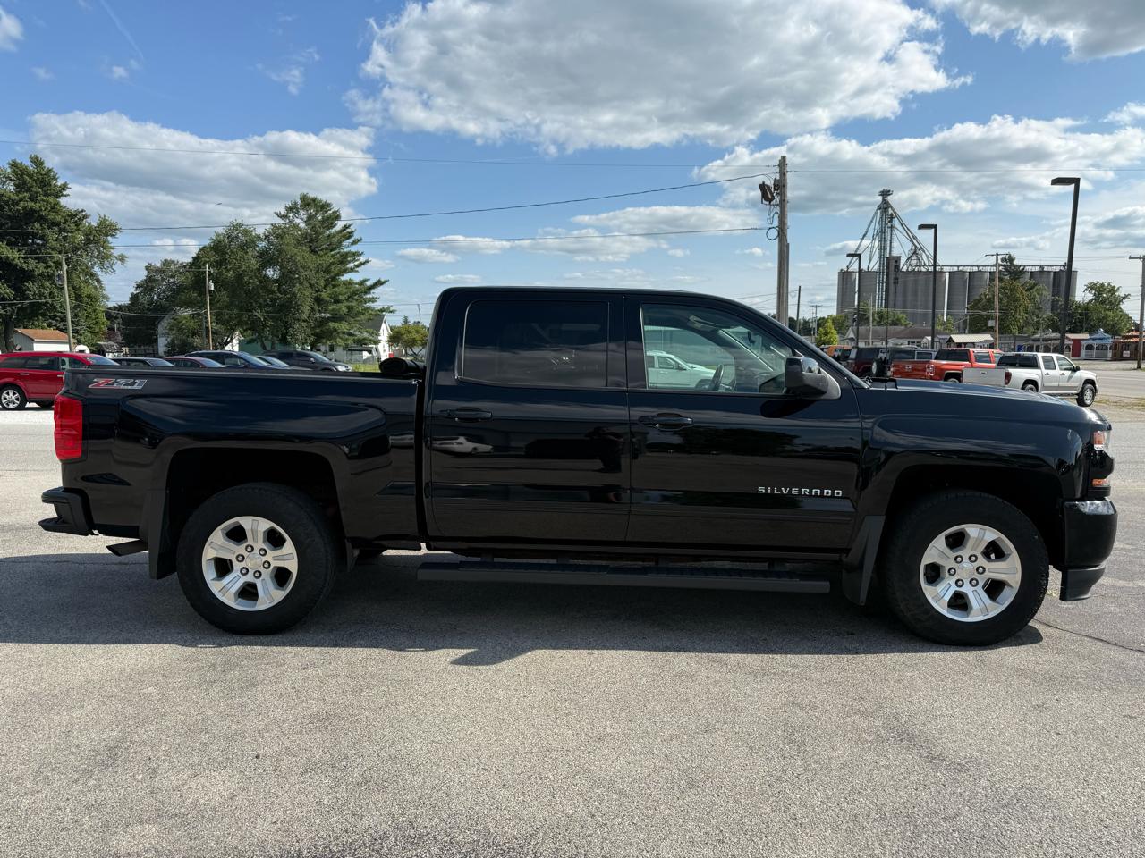 Chevrolet Silverado 1500 LT Crew Cab 4WD 2017