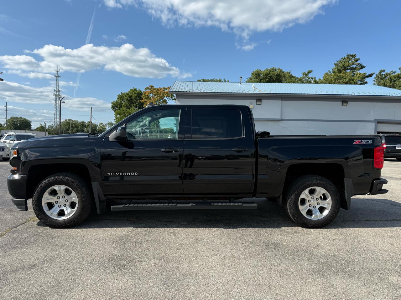 Chevrolet Silverado 1500 LT Crew Cab 4WD 2017