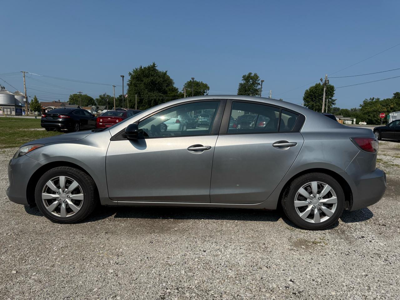 Mazda MAZDA3 i Sport 4-Door 2012