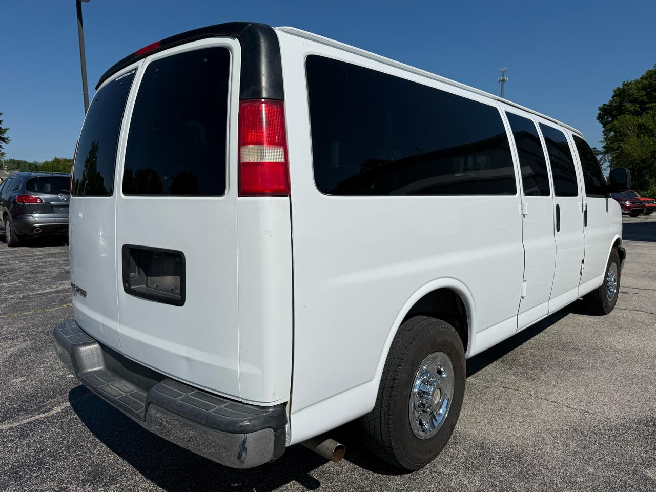Chevrolet Express LT 3500 Extended 2014