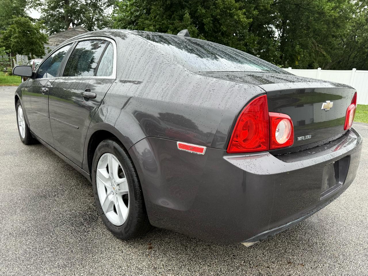 Chevrolet Malibu LS 2012