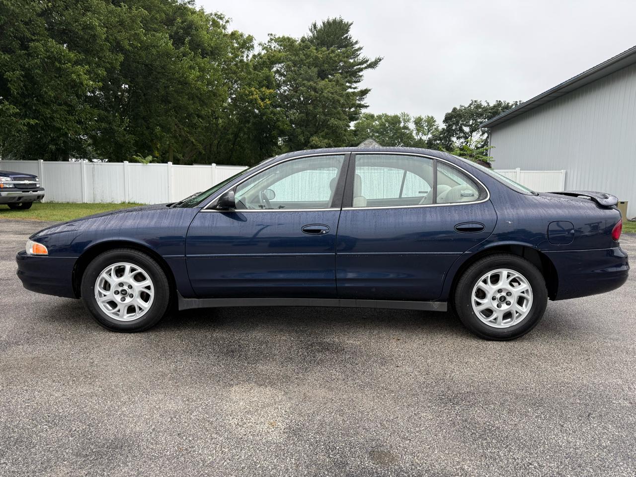 Oldsmobile Intrigue GX 2001
