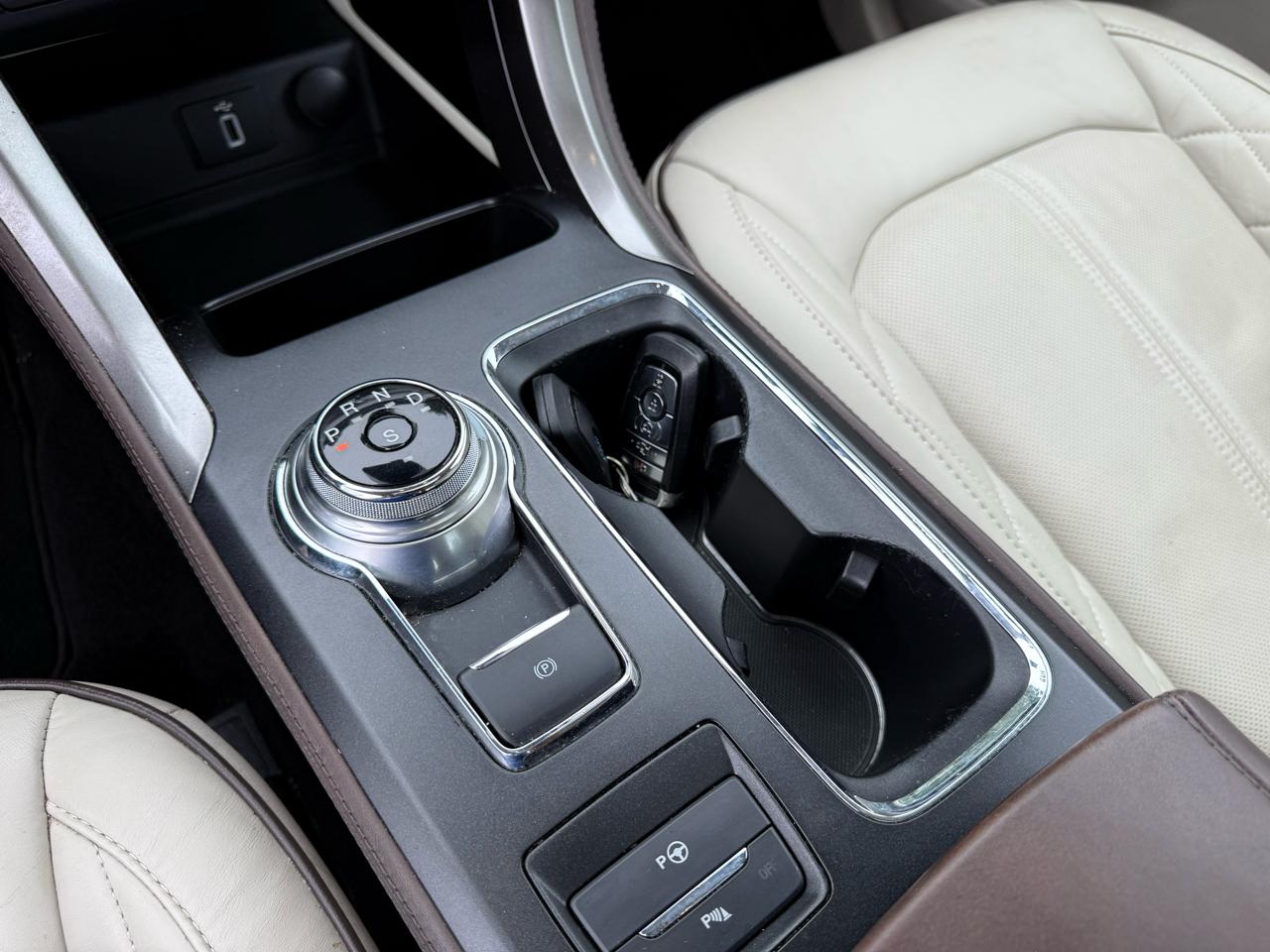 Ford Fusion Titanium AWD 2017