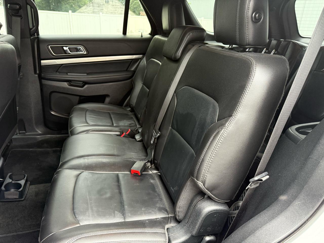 Ford Explorer XLT 4WD 2018
