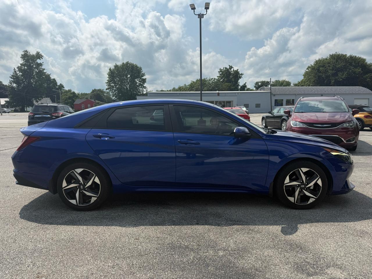 Hyundai Elantra SEL 2023