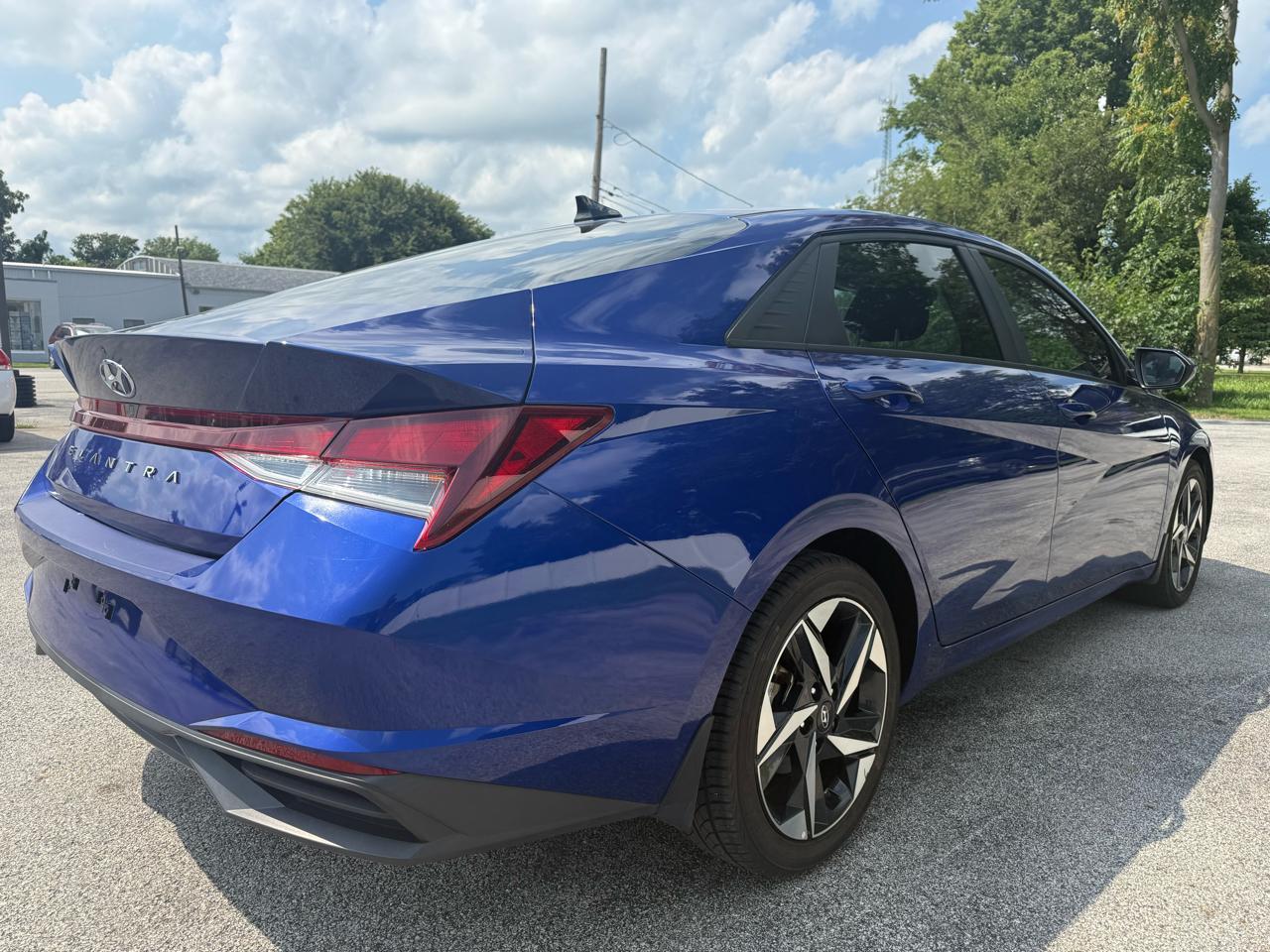 Hyundai Elantra SEL 2023