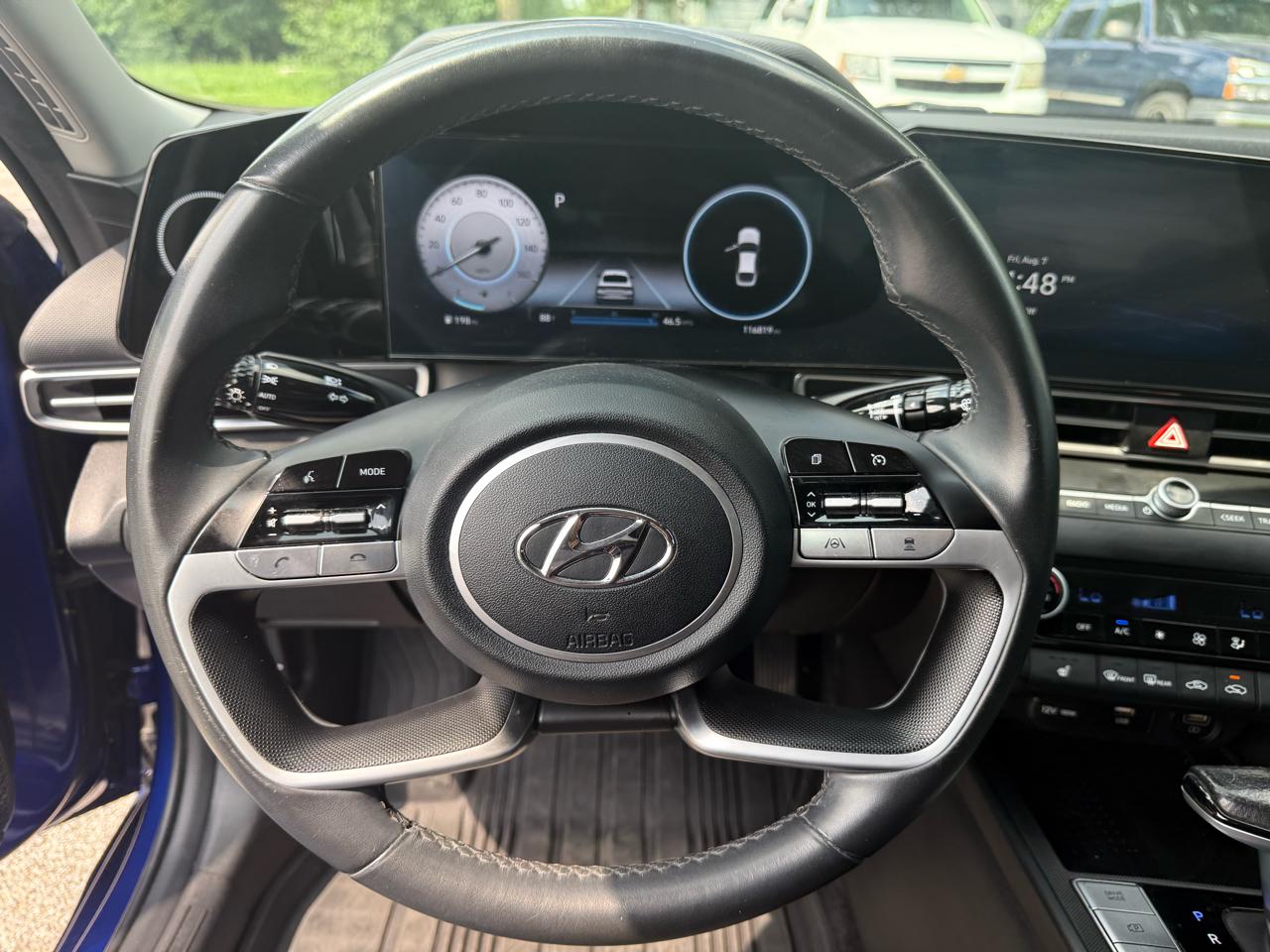 Hyundai Elantra SEL 2023