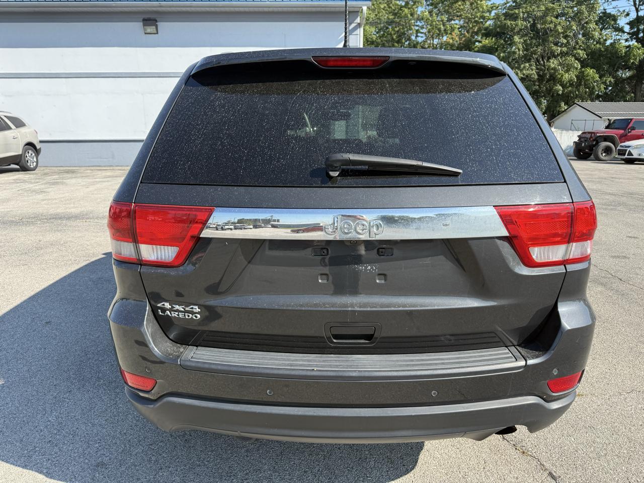 Jeep Grand Cherokee Laredo 4WD 2011