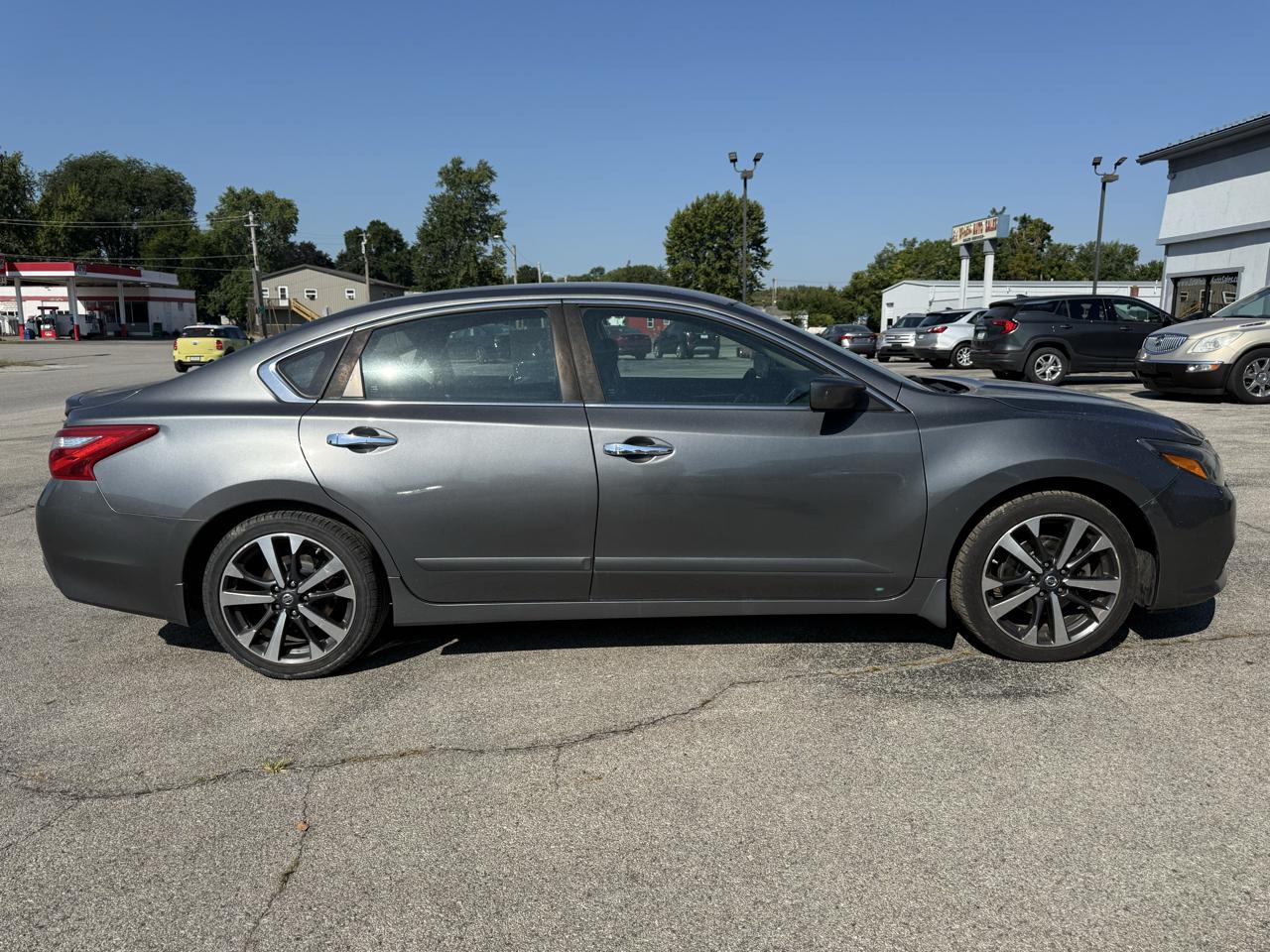 Nissan Altima 2.5 SR 2016