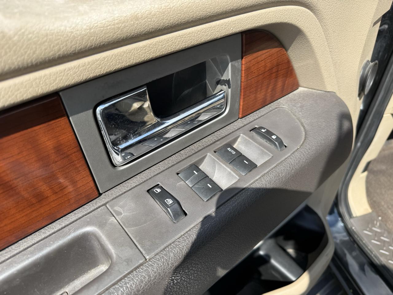 Ford F-150 Lariat SuperCrew 6.5-ft. Bed 4WD 2010