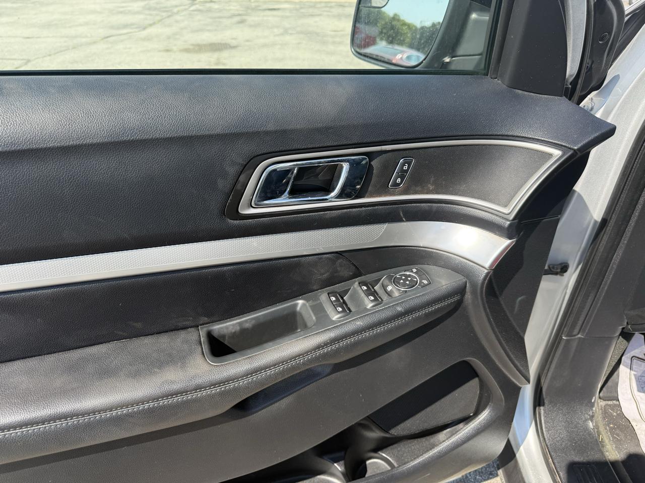 Ford Explorer XLT 4WD 2016