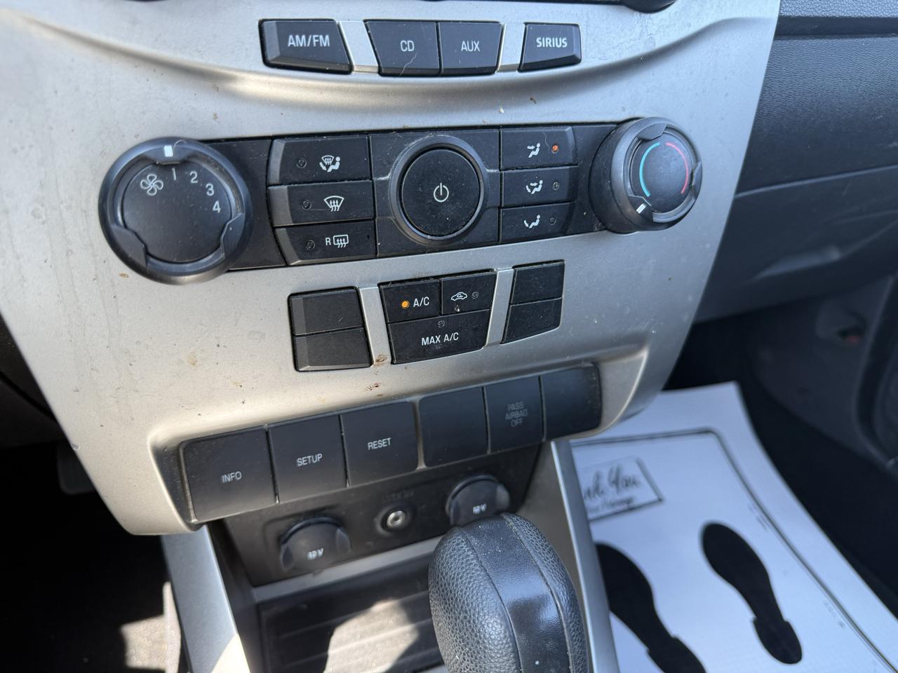 Ford Focus SE Coupe 2008