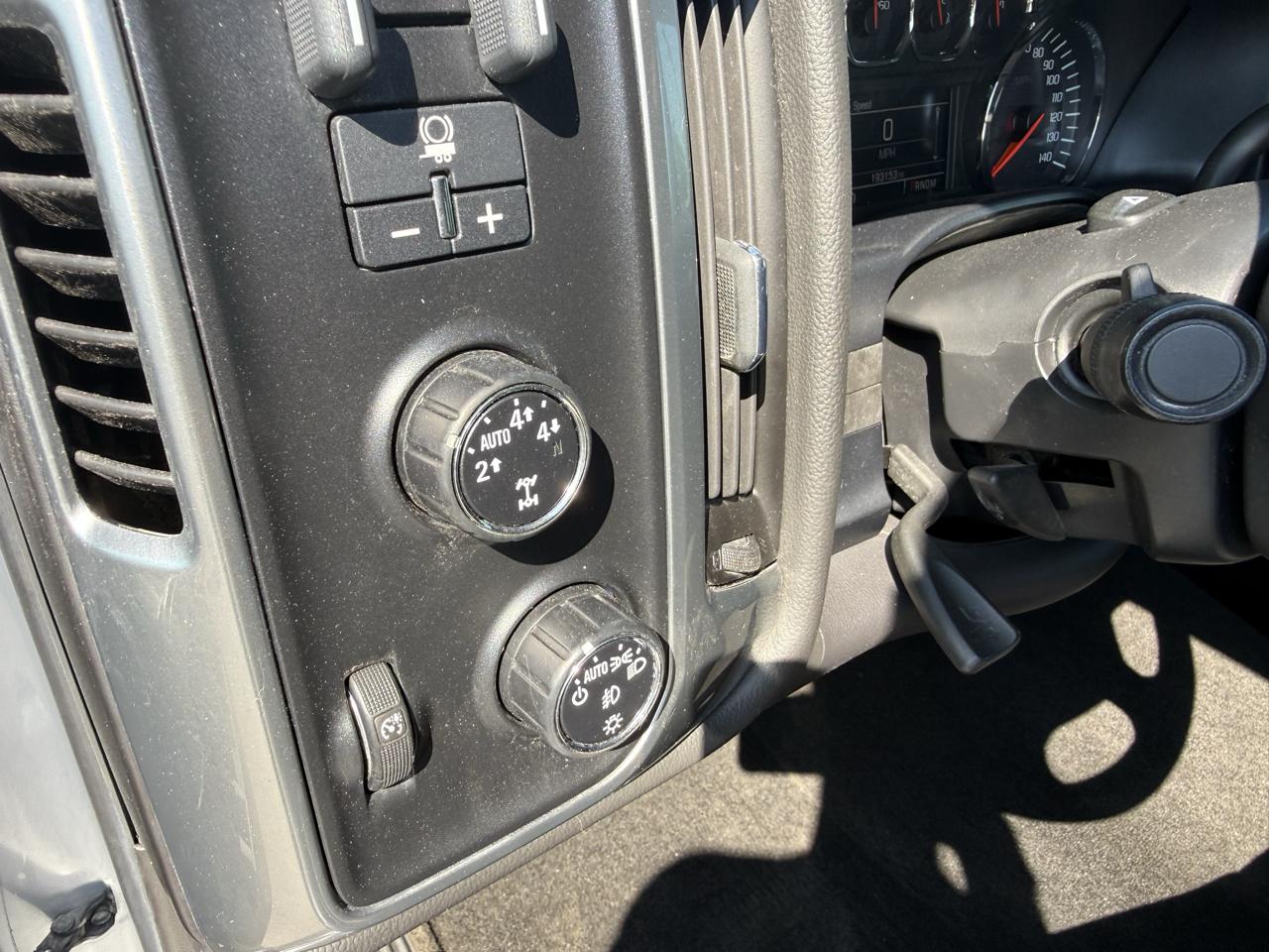 Chevrolet Silverado 1500 2LT Crew Cab Long Box 4WD 2014