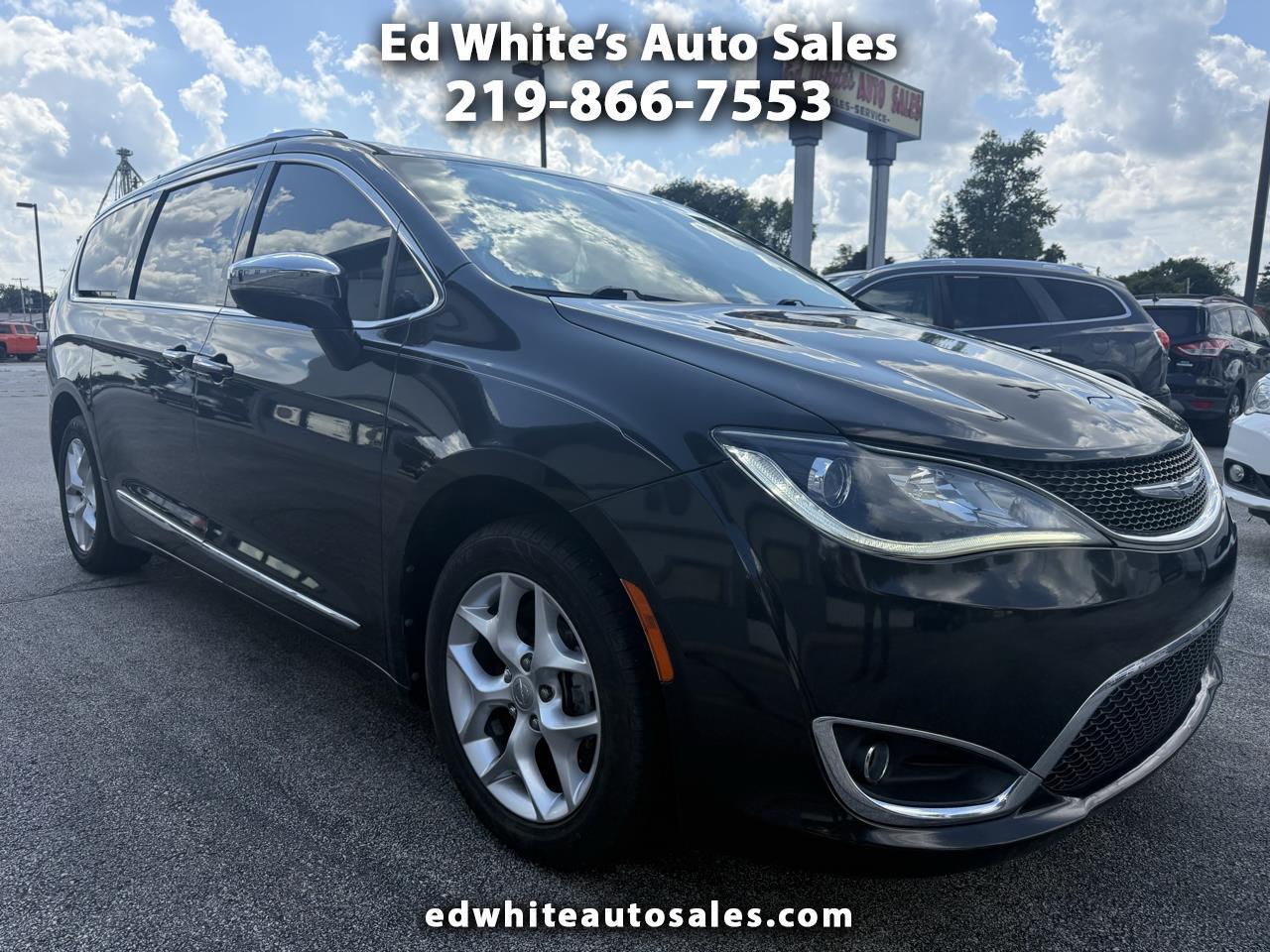 Chrysler Pacifica Limited 2017