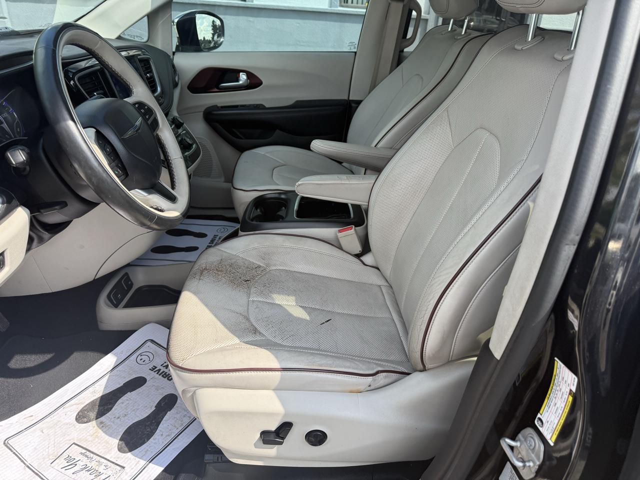 Chrysler Pacifica Limited 2017