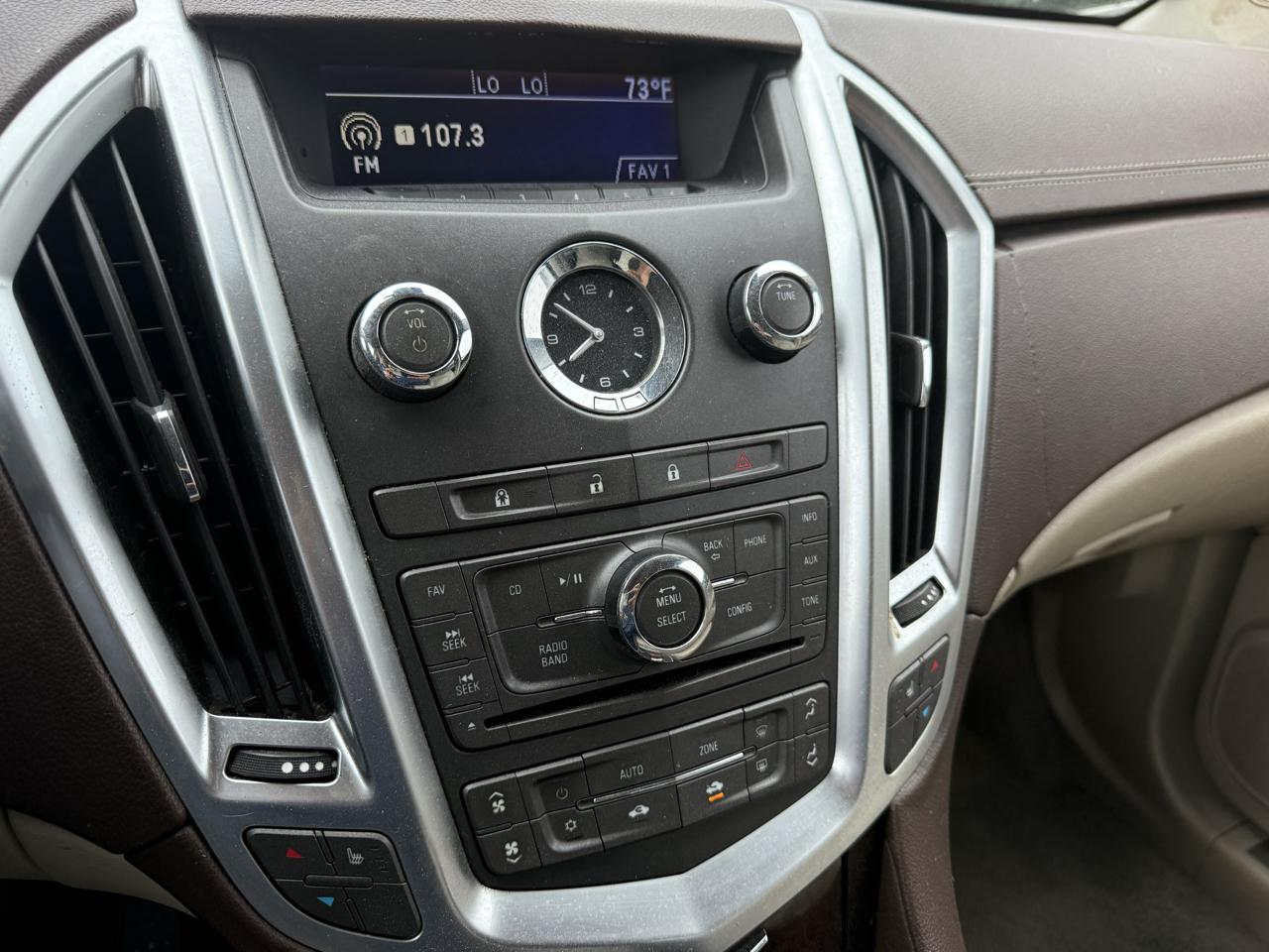 Cadillac SRX Luxury Collection 2011