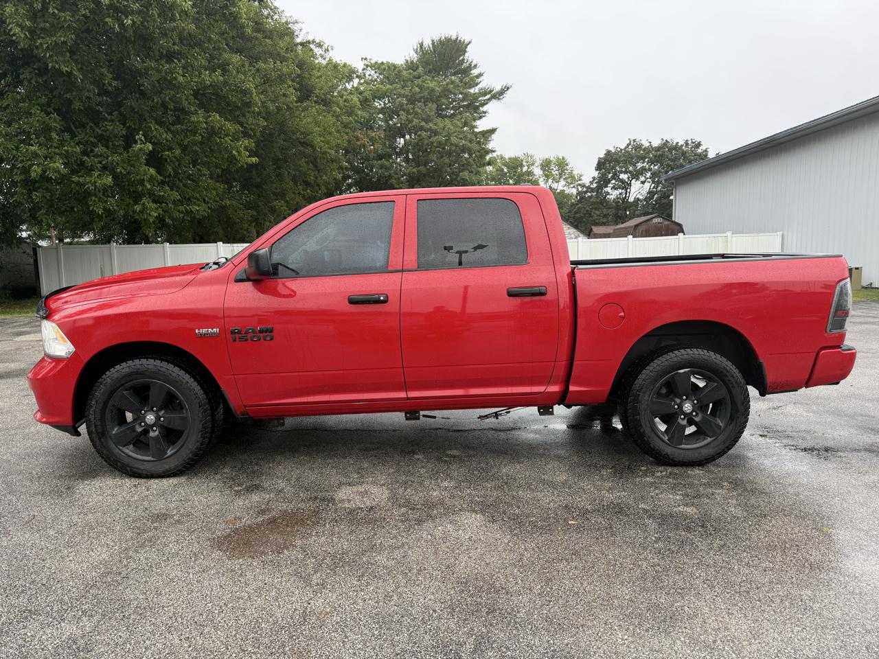 RAM 1500 Tradesman Crew Cab SWB 4WD 2014