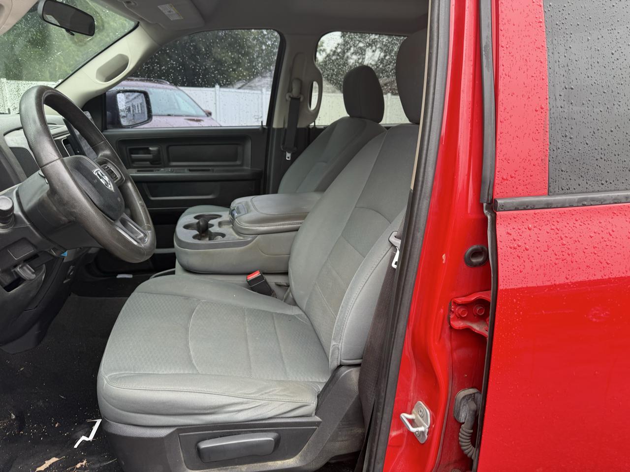 RAM 1500 Tradesman Crew Cab SWB 4WD 2014
