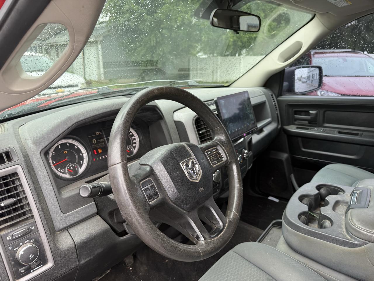 RAM 1500 Tradesman Crew Cab SWB 4WD 2014