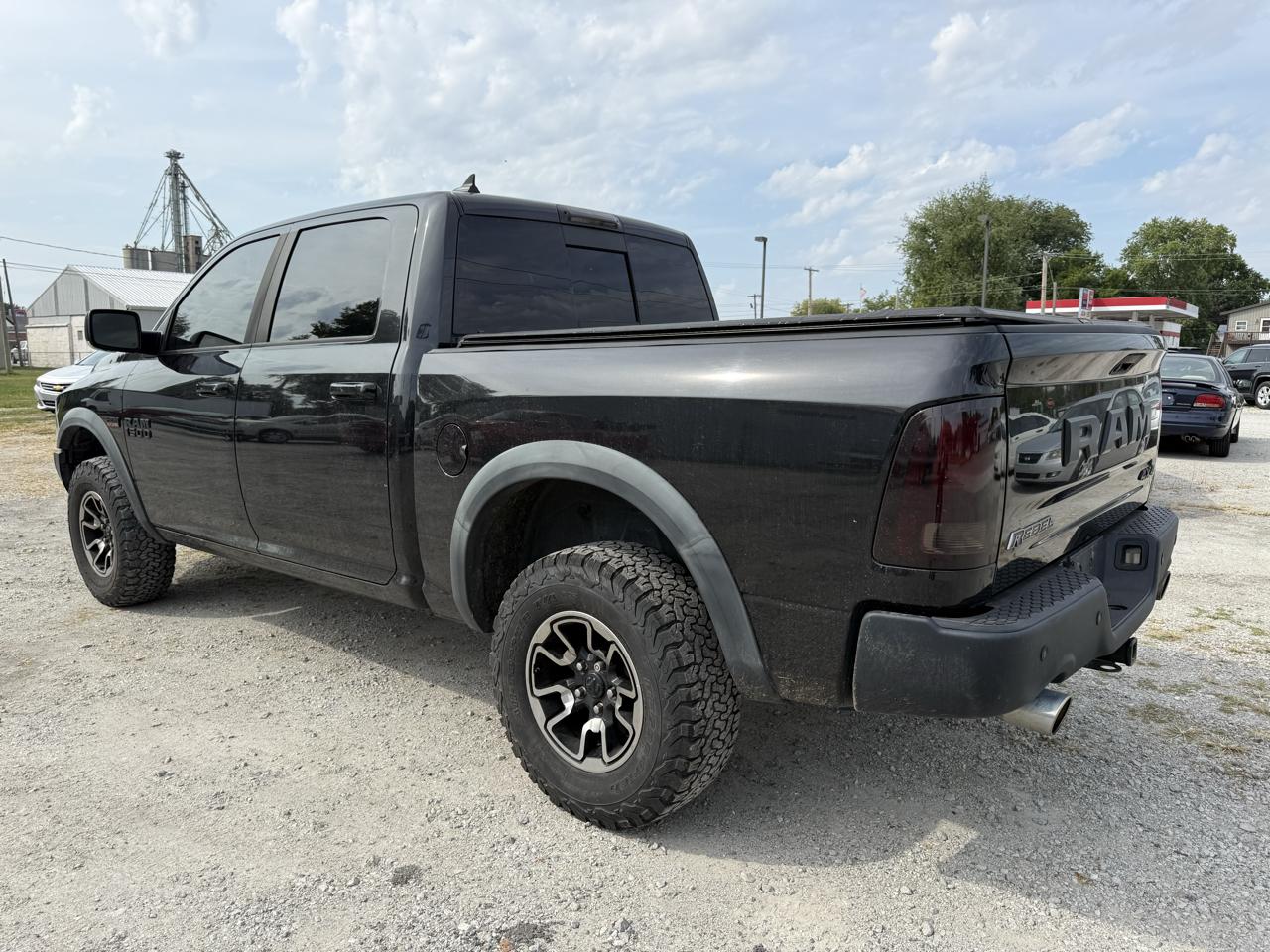 RAM 1500 Rebel Crew Cab SWB 4WD 2015