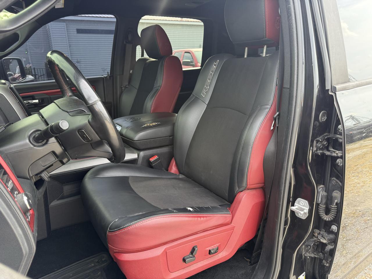 RAM 1500 Rebel Crew Cab SWB 4WD 2015
