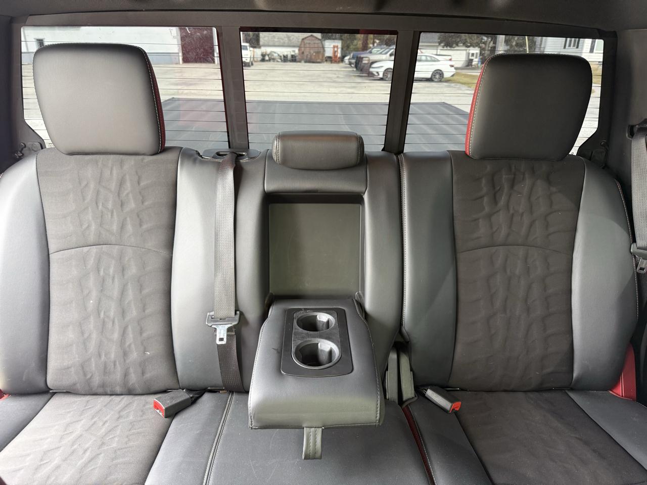 RAM 1500 Rebel Crew Cab SWB 4WD 2015
