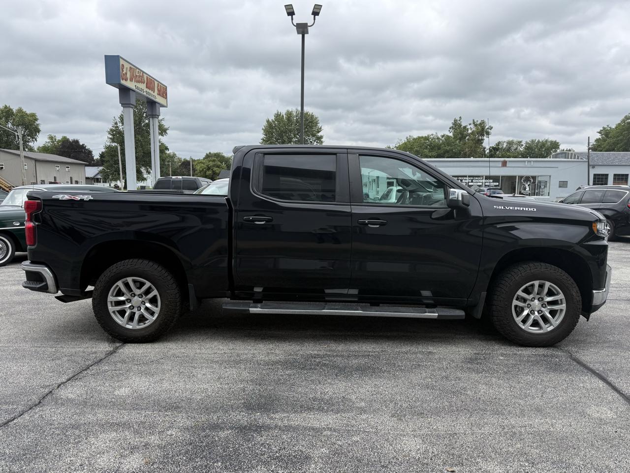 Chevrolet Silverado 1500 LT Crew Cab 4WD 2019