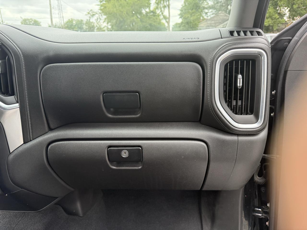 Chevrolet Silverado 1500 LT Crew Cab 4WD 2019