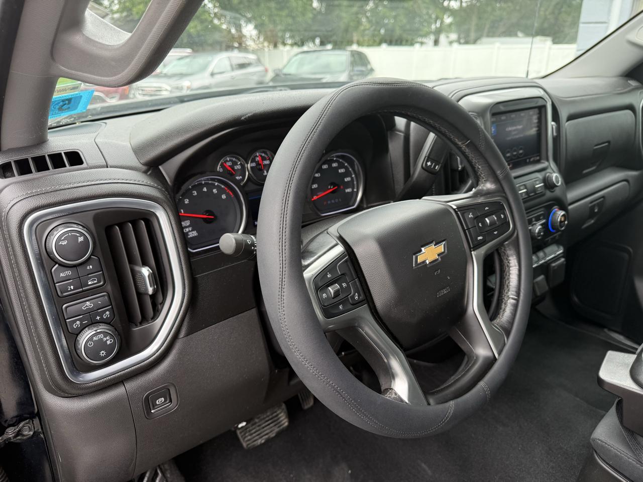 Chevrolet Silverado 1500 LT Crew Cab 4WD 2019
