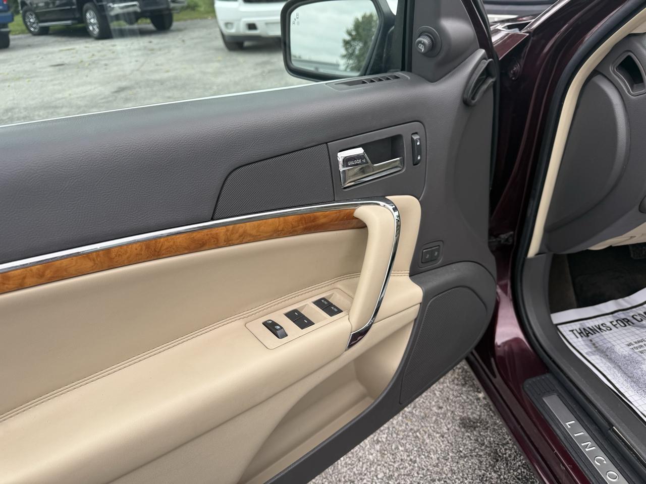 Lincoln MKZ AWD 2012