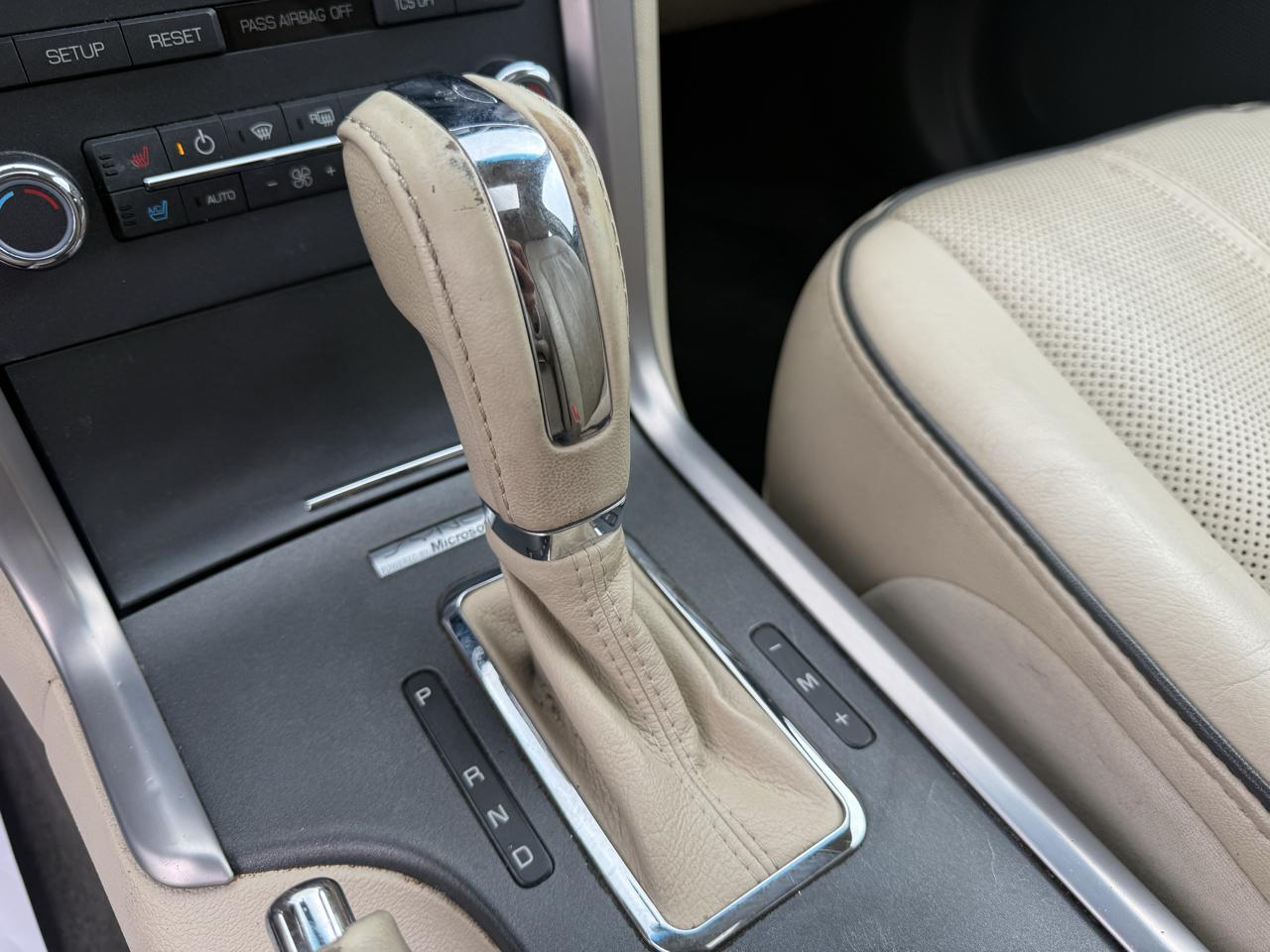 Lincoln MKZ AWD 2012