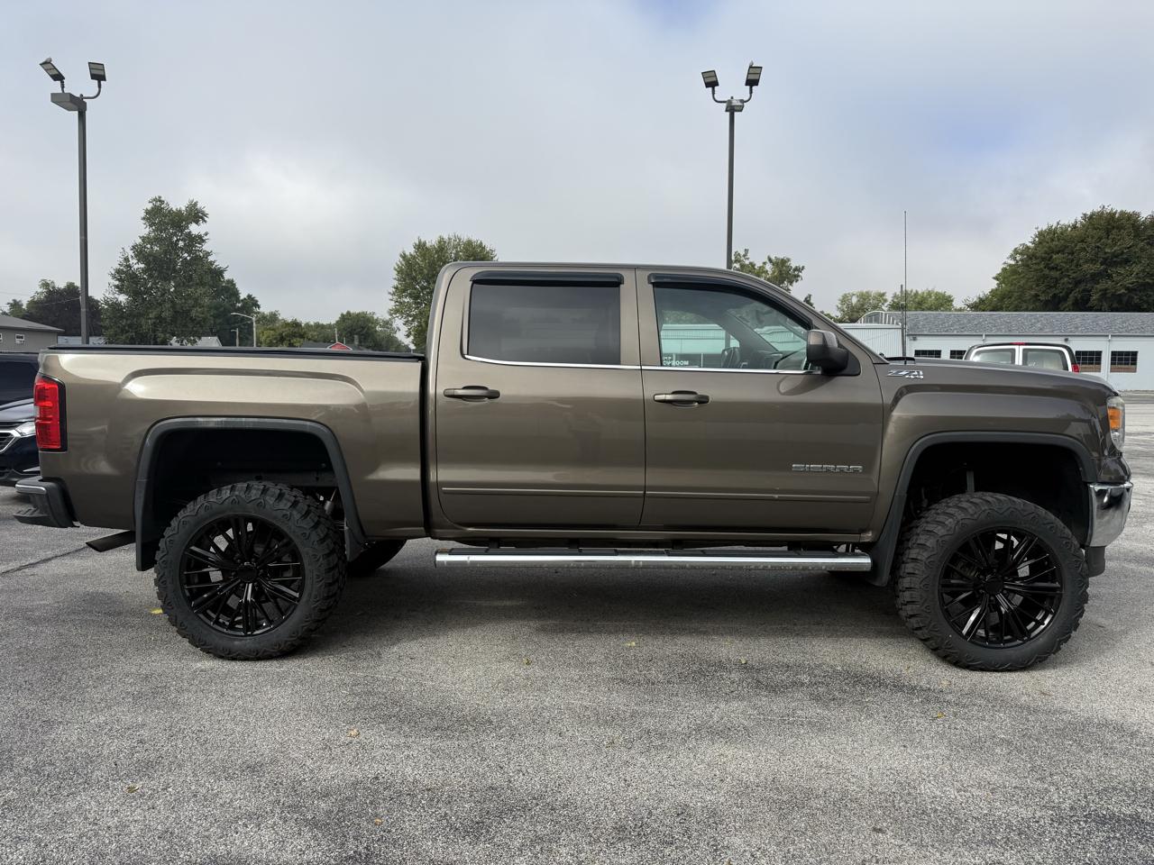 GMC Sierra 1500 SLE Crew Cab Long Box 4WD 2014