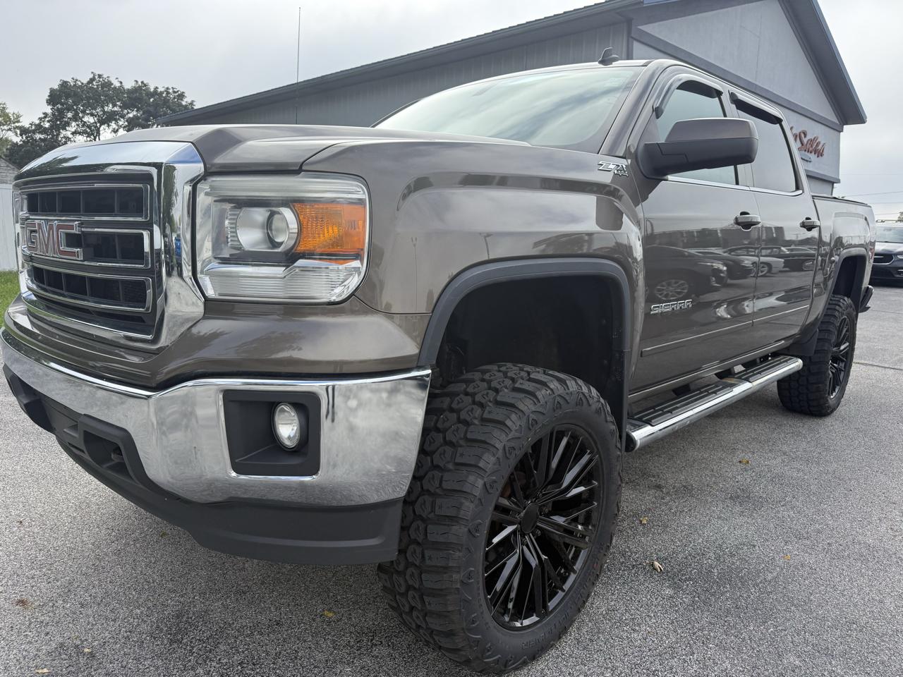 GMC Sierra 1500 SLE Crew Cab Long Box 4WD 2014