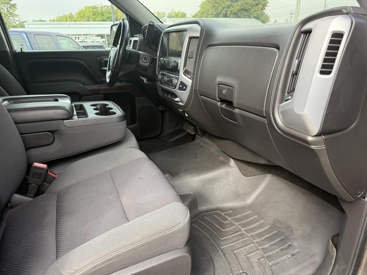 GMC Sierra 1500 SLE Crew Cab Long Box 4WD 2014